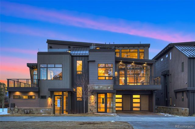 318 S 2nd Avenue, Frisco, CO 80443