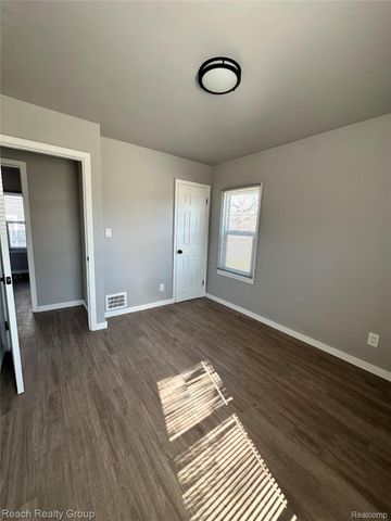 8200 Westwood Street, Detroit, MI 48228