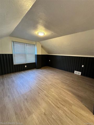 8200 Westwood Street, Detroit, MI 48228