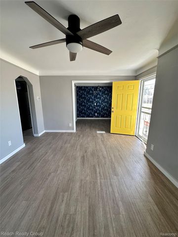 8200 Westwood Street, Detroit, MI 48228