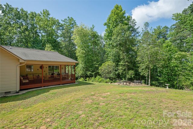 59 Smalltown Trail, Brevard, NC 28712