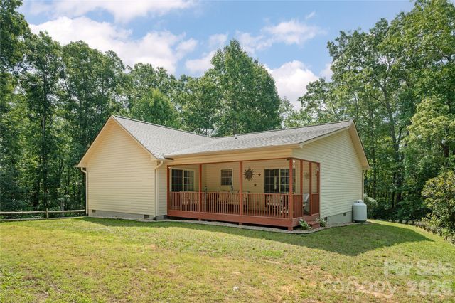 59 Smalltown Trail, Brevard, NC 28712