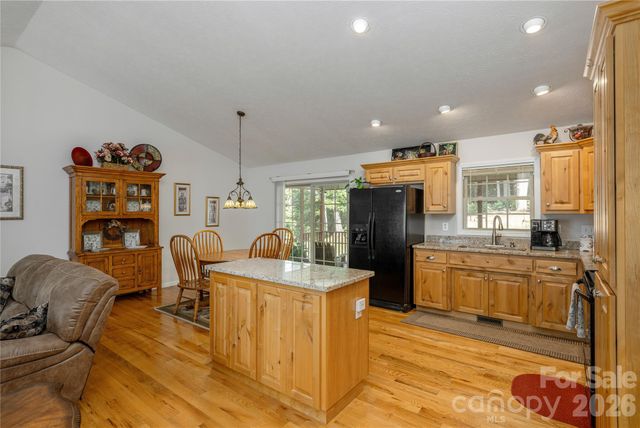 59 Smalltown Trail, Brevard, NC 28712
