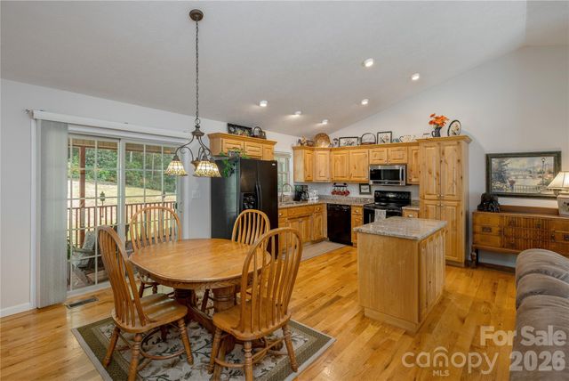 59 Smalltown Trail, Brevard, NC 28712