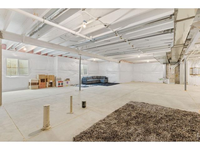 1742 Westport Ave, Berthoud, CO 80513