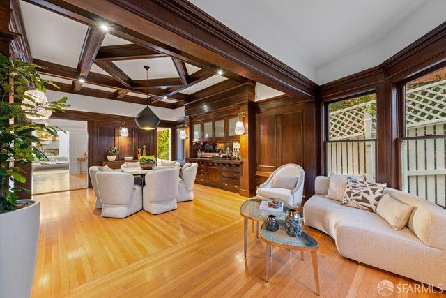 980 Ashbury Street, San Francisco, CA 94117