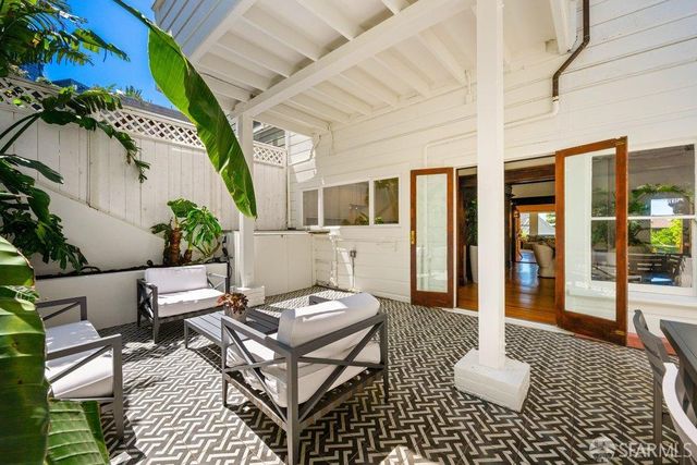980 Ashbury Street, San Francisco, CA 94117