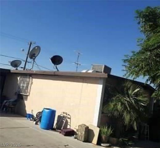 2315 Perliter Avenue, North Las Vegas, NV 89030