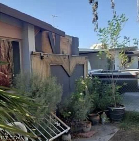 2315 Perliter Avenue, North Las Vegas, NV 89030