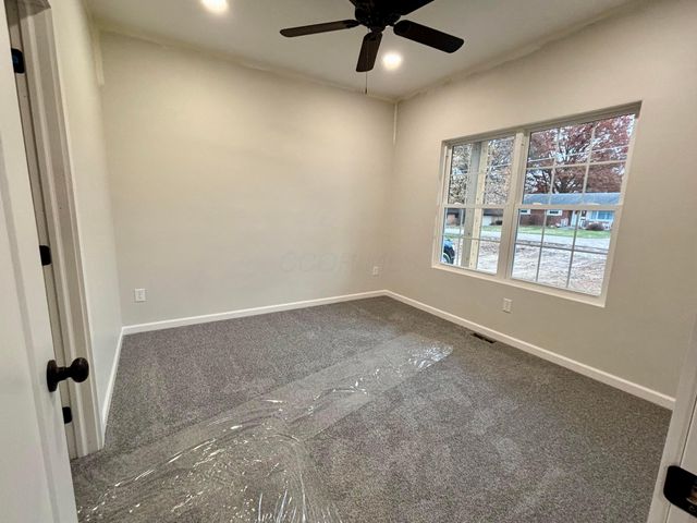 14 Summit Drive, Fredericktown, OH 43019