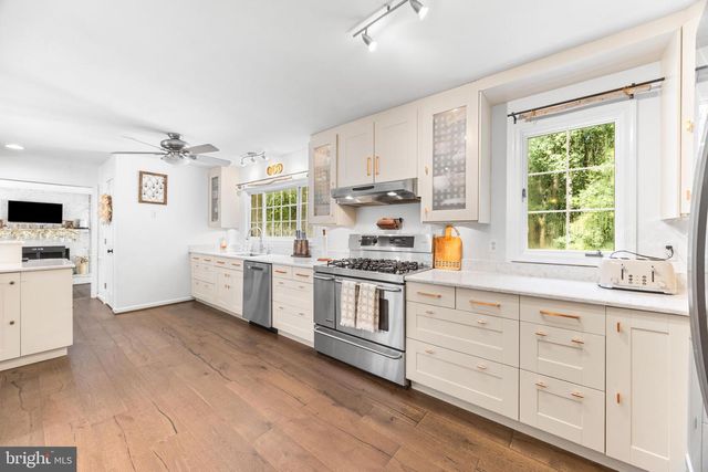 34 GLEN ALPINE RD, Phoenix, MD 21131