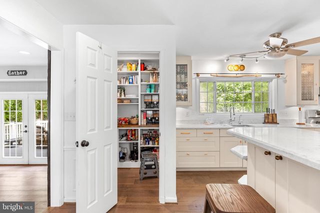34 GLEN ALPINE RD, Phoenix, MD 21131