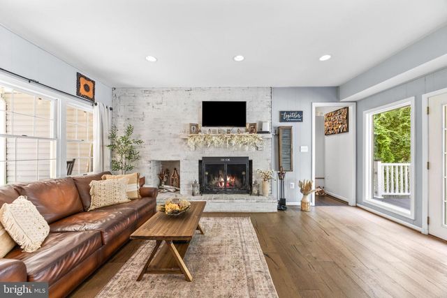 34 GLEN ALPINE RD, Phoenix, MD 21131