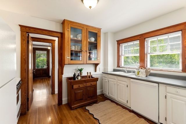 8 Berkeley Street, Reading, MA 01867
