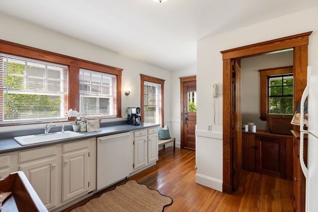 8 Berkeley Street, Reading, MA 01867