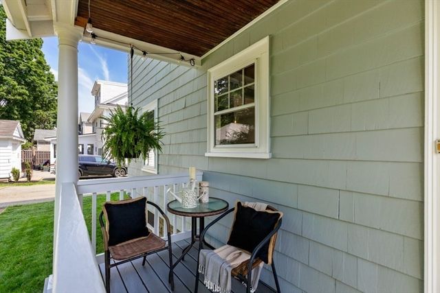 8 Berkeley Street, Reading, MA 01867