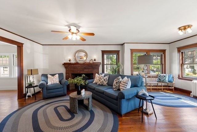 8 Berkeley Street, Reading, MA 01867