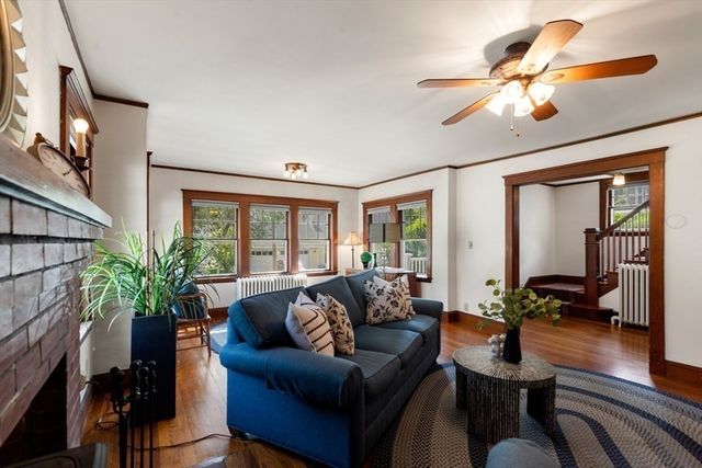 8 Berkeley Street, Reading, MA 01867