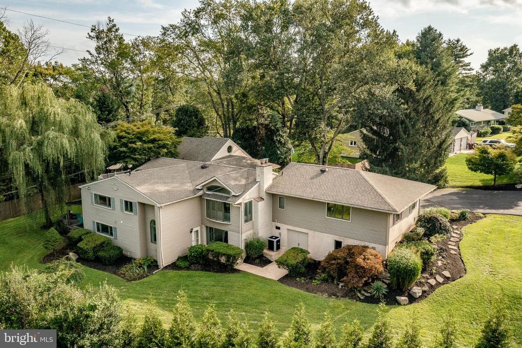 46 WAR TROPHY LN, MEDIA, PA 19063 — exterior