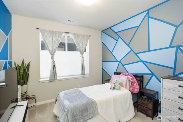 2342 NE Winlock Way, Poulsbo, WA 98370