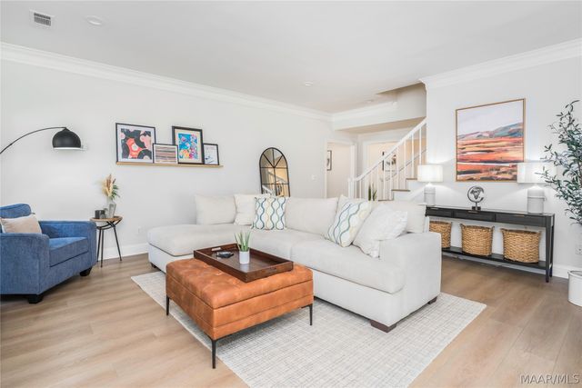 8243 MOSSY OAK Drive, Montgomery, AL 36117