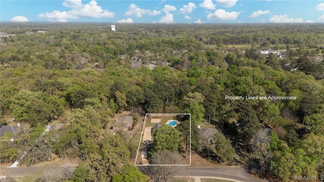 8243 MOSSY OAK Drive, Montgomery, AL 36117