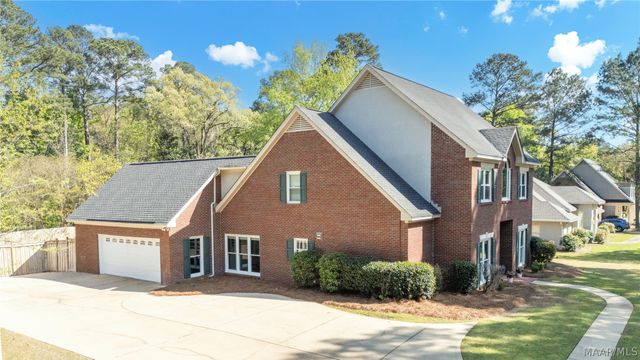 8243 MOSSY OAK Drive, Montgomery, AL 36117