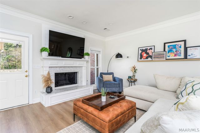 8243 MOSSY OAK Drive, Montgomery, AL 36117