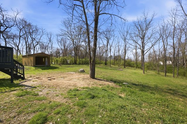 456 Mooresville Pike, Columbia, TN 38401