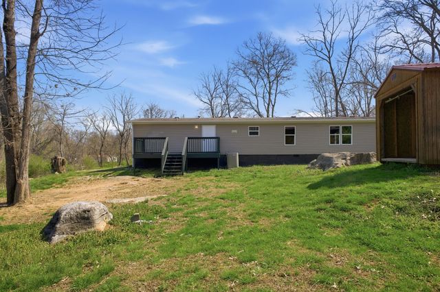 456 Mooresville Pike, Columbia, TN 38401