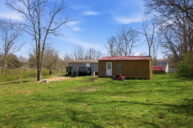 456 Mooresville Pike, Columbia, TN 38401