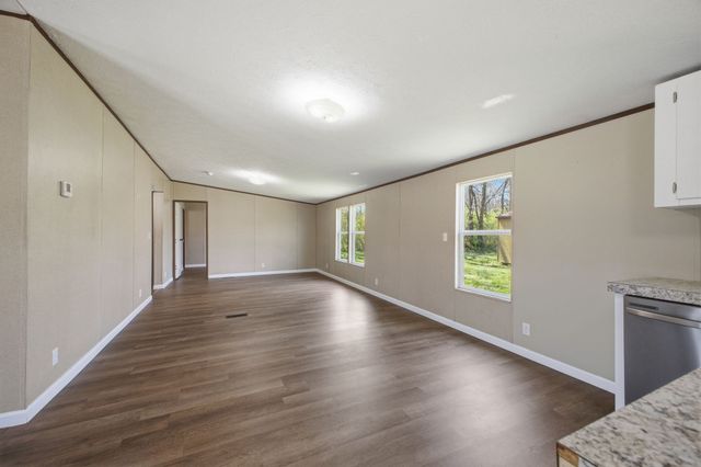 456 Mooresville Pike, Columbia, TN 38401