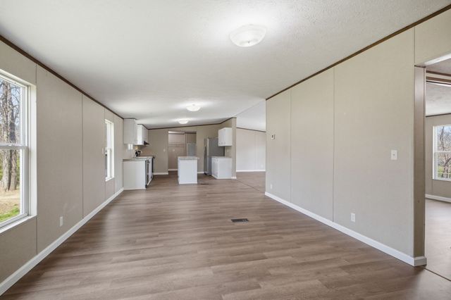 456 Mooresville Pike, Columbia, TN 38401