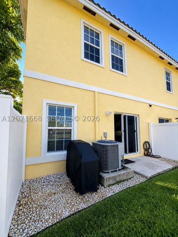 1123 NW 41 1123, Lauderhill, FL 33313