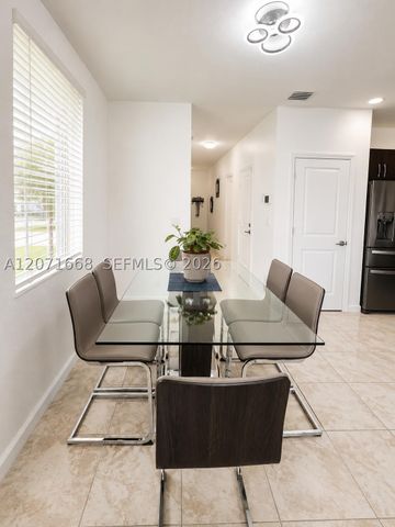 1123 NW 41 1123, Lauderhill, FL 33313
