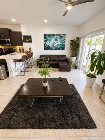 1123 NW 41 1123, Lauderhill, FL 33313