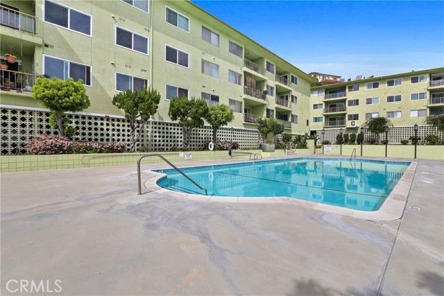 1301 S Atlantic 101, Monterey Park, CA 91754