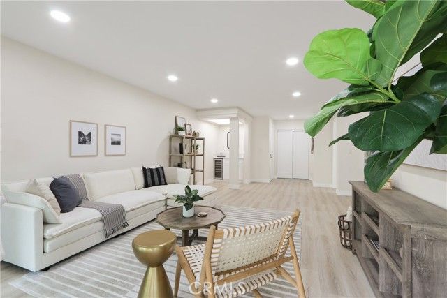 1301 S Atlantic 101, Monterey Park, CA 91754