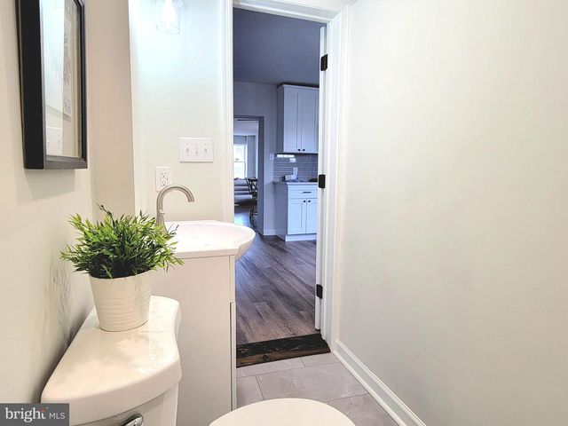 17 W 2ND ST, Marcus Hook, PA 19061