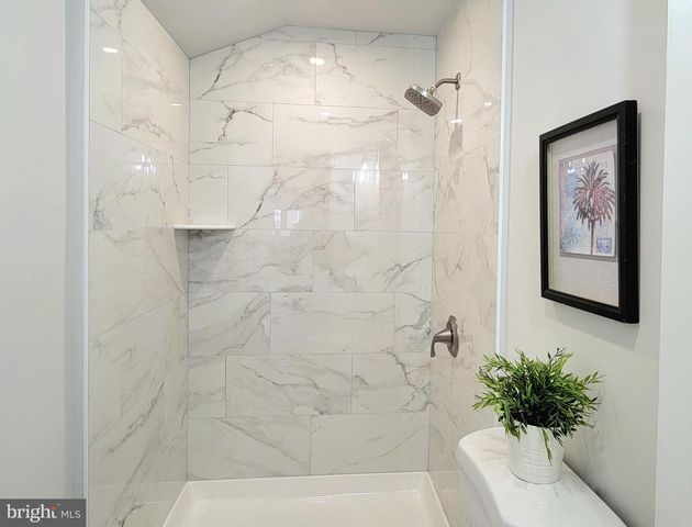 17 W 2ND ST, Marcus Hook, PA 19061