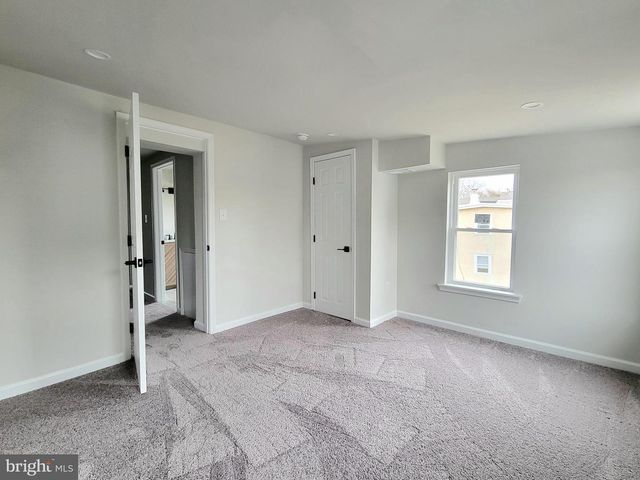 17 W 2ND ST, Marcus Hook, PA 19061