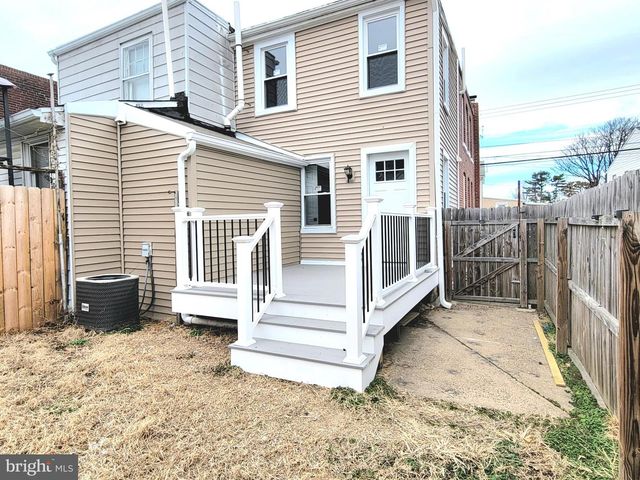 17 W 2ND ST, Marcus Hook, PA 19061