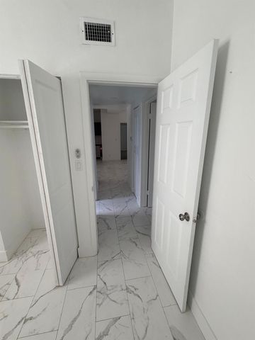 4160 NE 15th Ave, Pompano Beach, FL 33064