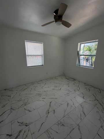 4160 NE 15th Ave, Pompano Beach, FL 33064