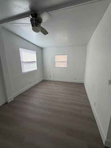 4160 NE 15th Ave, Pompano Beach, FL 33064