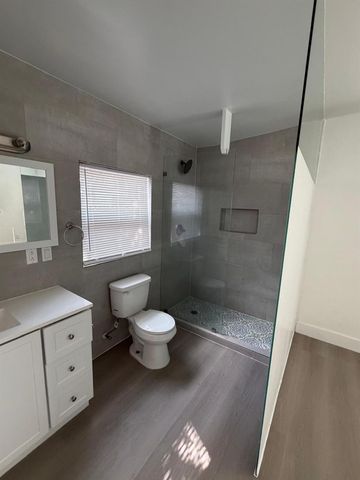 4160 NE 15th Ave, Pompano Beach, FL 33064