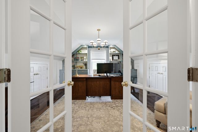 3 Hamlin Court, Brookfield, CT 06804