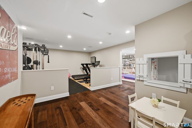 3 Hamlin Court, Brookfield, CT 06804