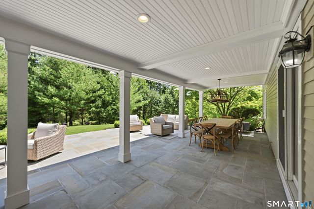 3 Hamlin Court, Brookfield, CT 06804