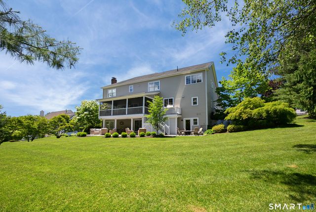 3 Hamlin Court, Brookfield, CT 06804